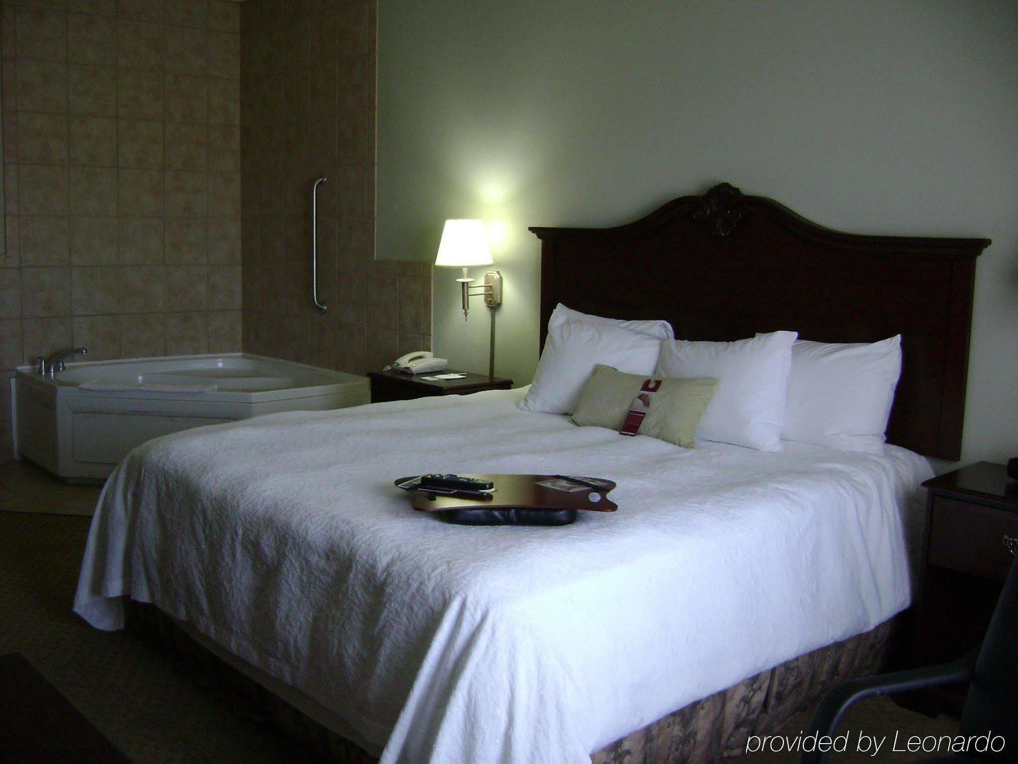 Hampton Inn Форт-Стоктон Номер фото